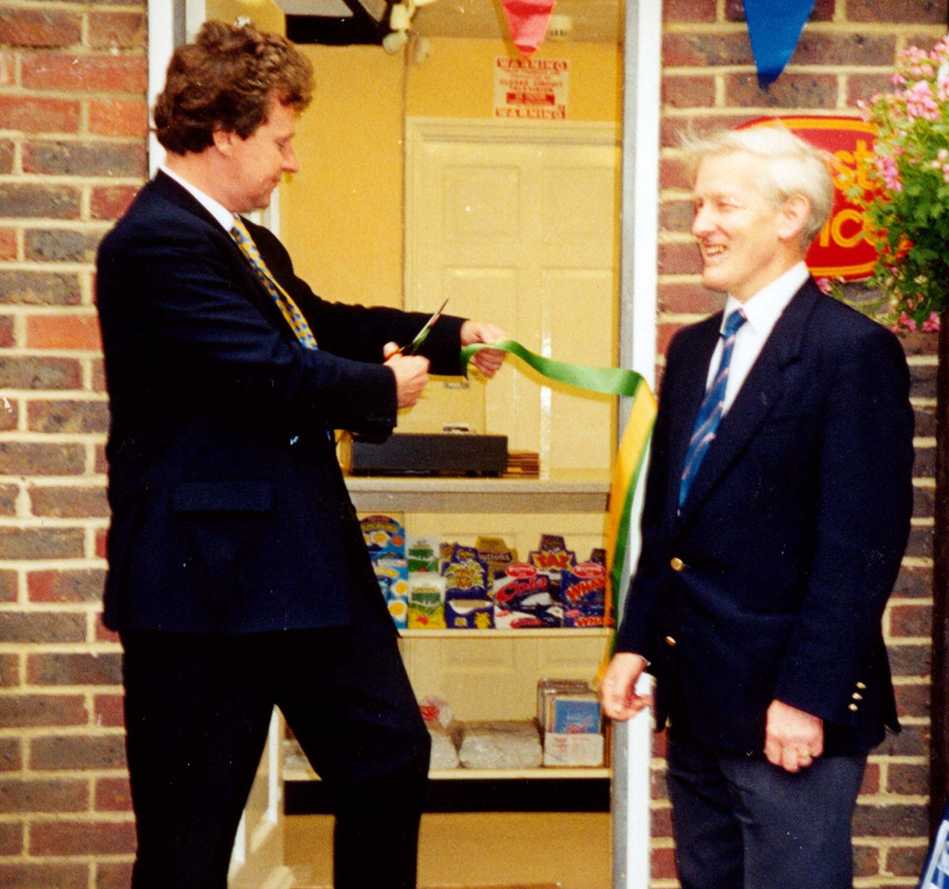 Our History Limpsfield Memorial Stores Post Office our-history-limpsfield-memorial-stores-post-office